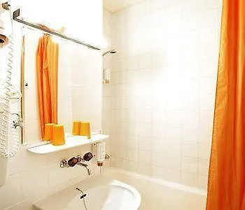 Hotel Tor 3*